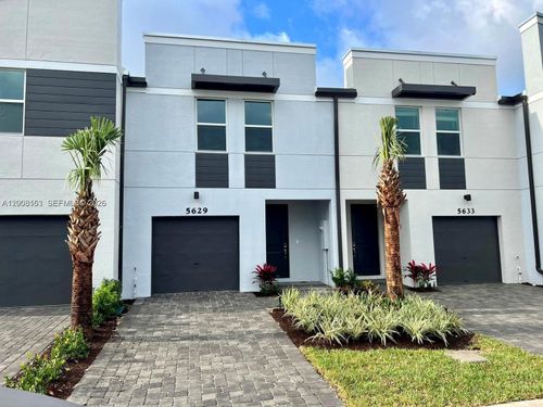 5629 Mentmore Dr, Mangonia Park, FL, 33407 | Card Image