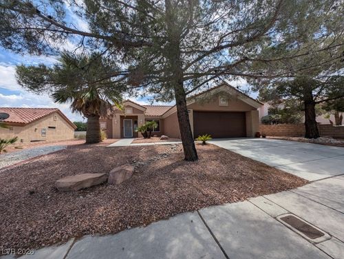 10113 Cresent Creek Dr, Las Vegas, NV, 89134-7601 | Card Image