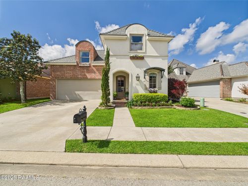 111 Croft Row, Lafayette, LA, 70503-6021 | Card Image