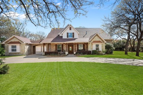 1720 Mistletoe Dr, Flower Mound, TX, 75022-5315 | Card Image