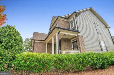 6757 Big Sky Drive, House other with 3 bedrooms, 3 bathrooms and null parking in Flowery Branch GA | Image 2