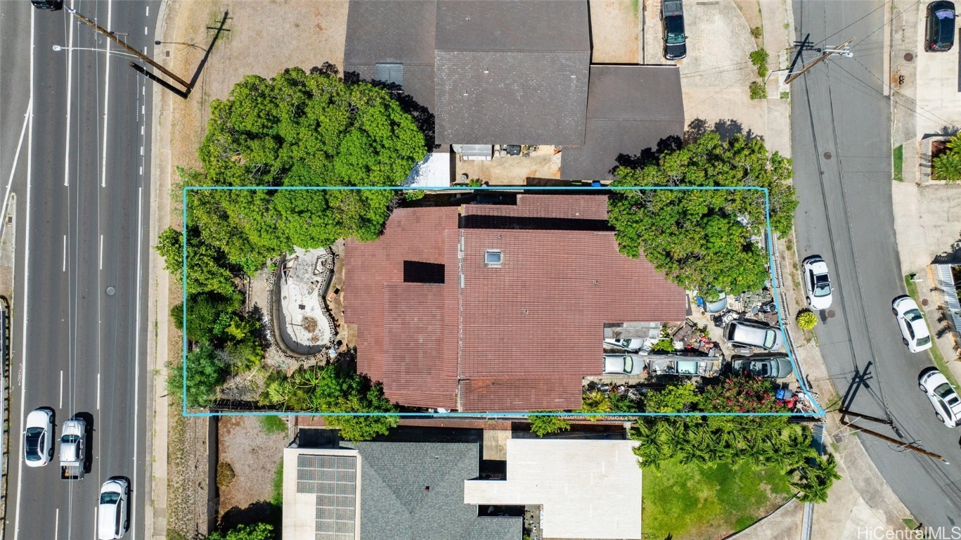 Aliikoa St, Honolulu, HI 96821 #1