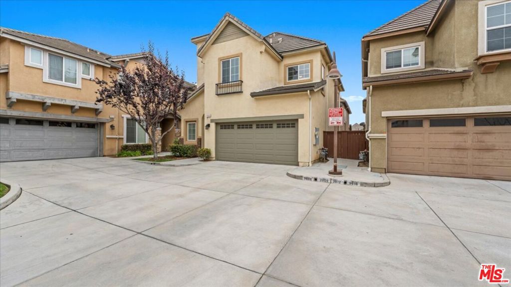 Residential in Inglewood 2