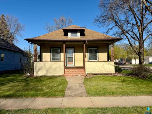 631 N Cedar St Street, Luverne, MN, 56156 | Card Image