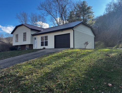166 Chestnut St, Vanceburg, KY, 41179-5638 | Card Image