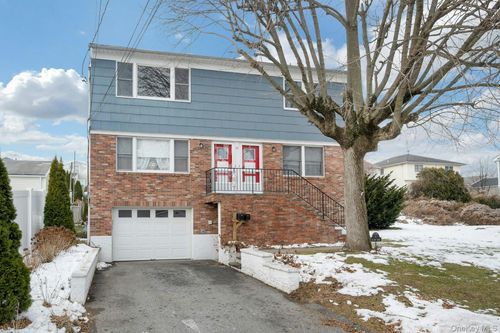 2nd-52 Post Pl, Harrison, NY, 10528-3117 | Card Image