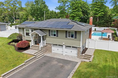 3 Del Pl, Hauppauge, NY, 11788-1618 | Card Image