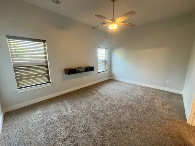 1520 Hunters Rd, House other with 3 bedrooms, 2 bathrooms and null parking in Lockhart TX | Image 17