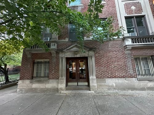 3l-5114 S Woodlawn Ave, Chicago, IL, 60615-3951 | Card Image