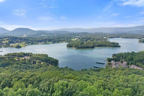 1077 Frog Pond Rd, Hiawassee, GA, 30546-1517 | Card Image