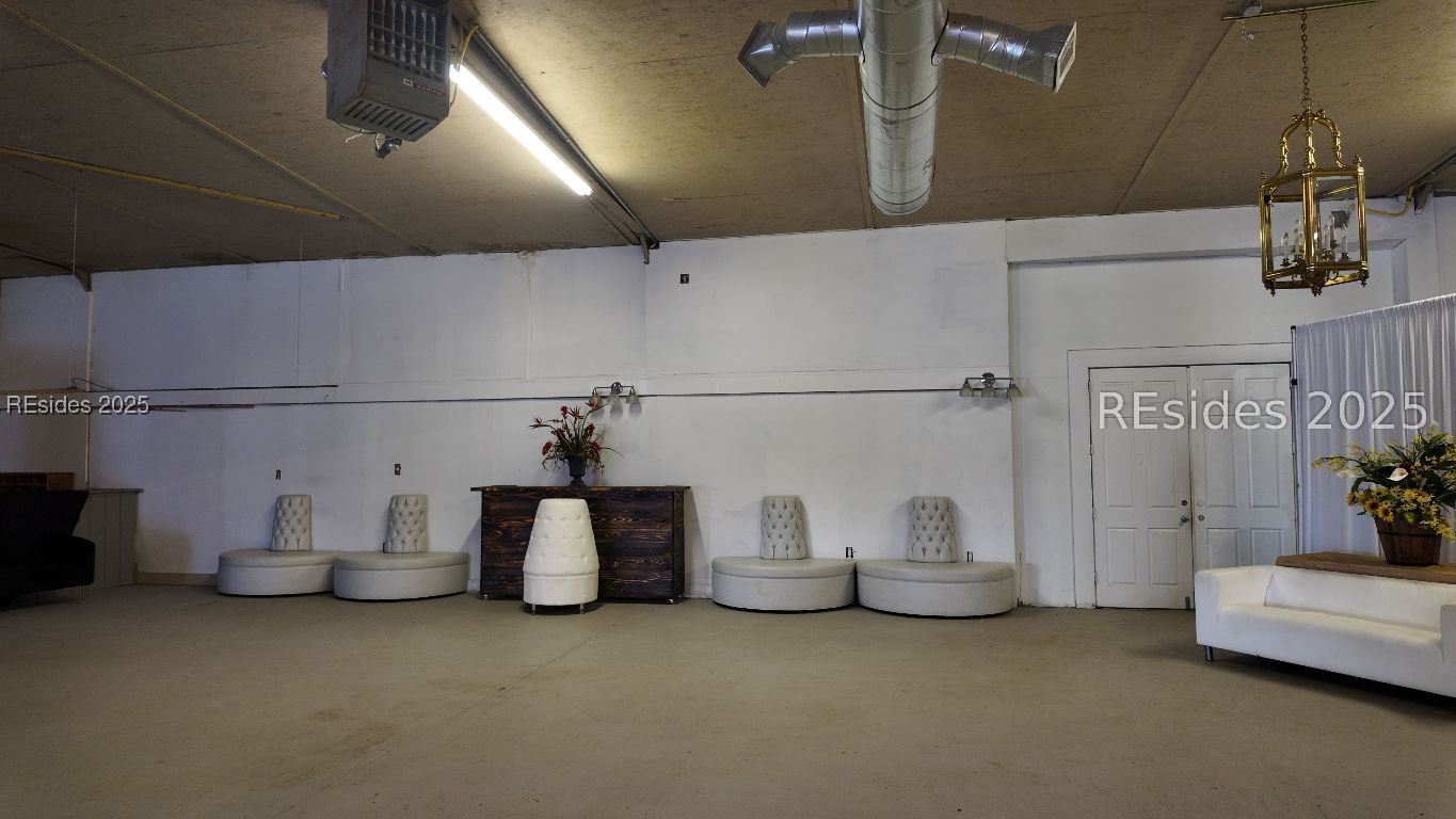 Commercial Sale in Allendale 2