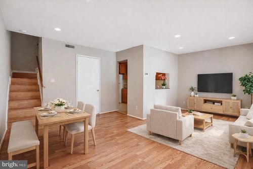 9930 Brookridge Ct, GAITHERSBURG, MD, 20886-1108 | Card Image