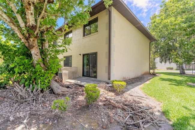 APT-101 - 1601 Big Tree Rd, Condo with 2 bedrooms, 2 bathrooms and null parking in South Daytona FL | Image 22