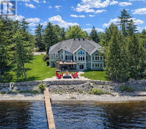3778 Armitage Ave, Dunrobin, ON, K0A1T0 | Card Image