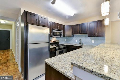1-2911 Newark St Nw, WASHINGTON, DC, 20008-3347 | Card Image