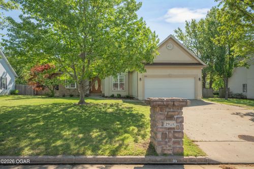 2921 N Michigan Ave, Joplin, MO, 64801-9018 | Card Image
