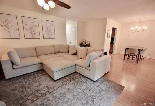 unit-3a-99 Richmond Blvd, Ronkonkoma, NY, 11779-3657 | Card Image