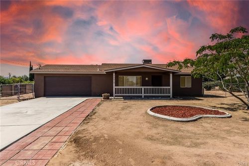 15815 Arbury St, Hesperia, CA, 92345-4408 | Card Image