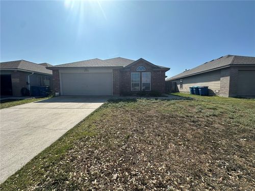 2012 Cottonwood Dr, Portland, TX, 78374-3043 | Card Image