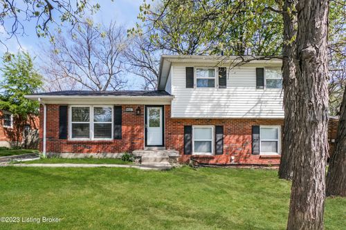 9607 Walnutwood Way, Louisville, KY, 40299-3321 | Card Image