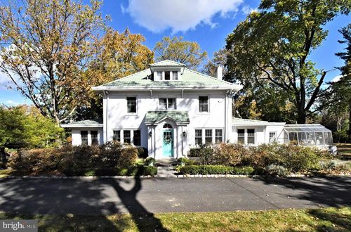 2226 Yardley Rd, Yardley, PA, 19067-3037 | Card Image