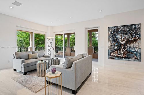 apt-225-13633 Deering Bay Dr, Coral Gables, FL, 33158-2814 | Card Image