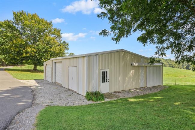2108 Duncan Rd, Home with 3 bedrooms, 3 bathrooms and null parking in Fountain Run KY | Image 15