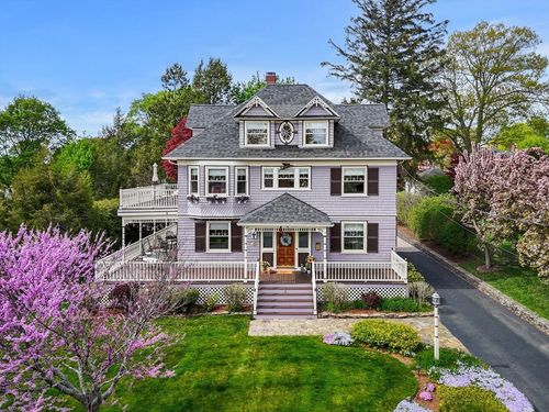 9 White Ave, Wakefield, MA, 01880 | Card Image