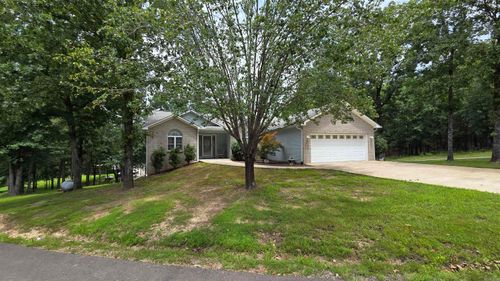 60 Red Fox Rd, Greers Ferry, AR, 72067-9468 | Card Image