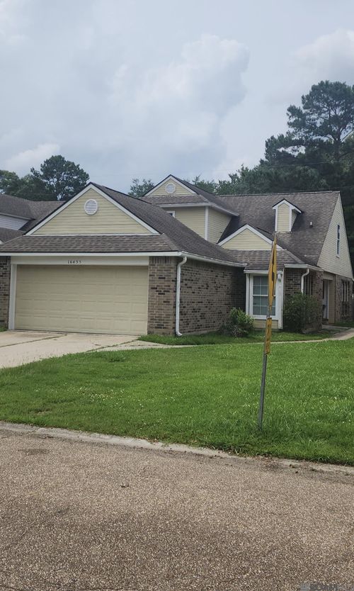 16435 Crepemyrtle Dr, Baton Rouge, LA, 70817-6578 | Card Image