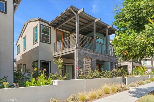 145 Bosal, Irvine, CA, 92618-1482 | Card Image