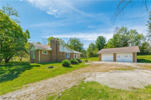 6640 Richmond Rd, Oakwood Village, OH, 44146-4874 | Card Image