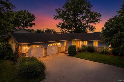 409 N Meadow Ln, Hartford City, IN, 47348-1014 | Card Image