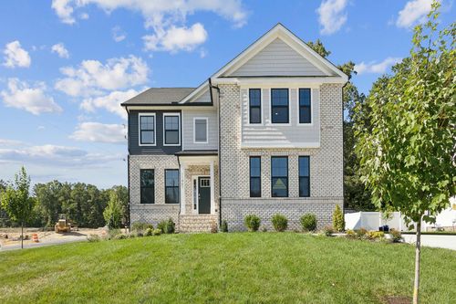 223 Fairfield Dr, STAUNTON, VA, 24401 | Card Image