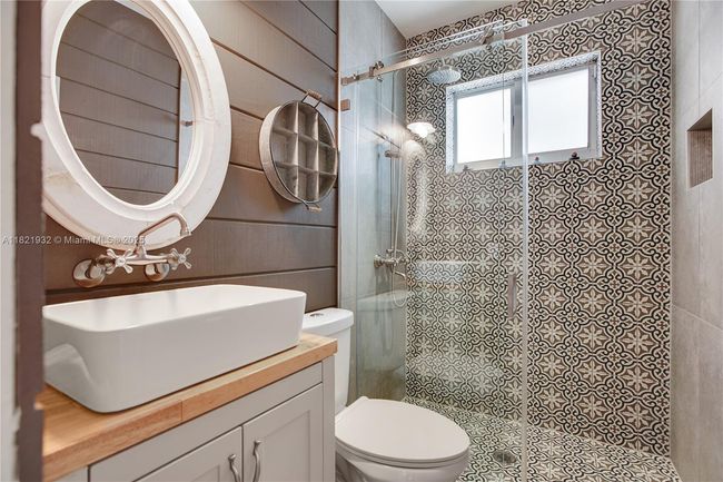 2305 Sw 19 Th Ter, House other with 2 bedrooms, 2 bathrooms and null parking in Miami FL | Image 7