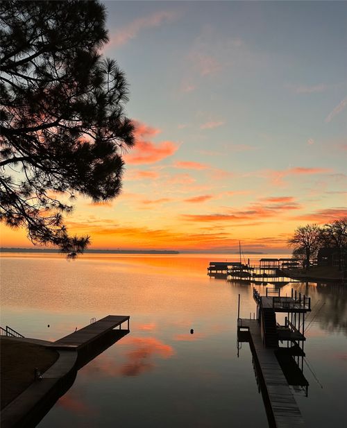 353 Winding Shore Dr, Tool, TX, 75143-2202 | Card Image