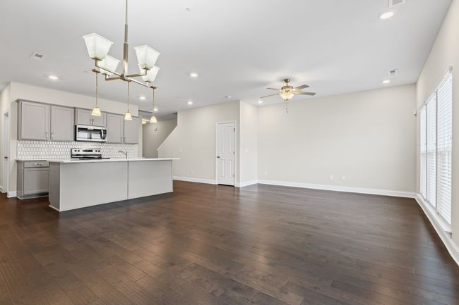 1249 June Wilde Rdg, Townhouse with 3 bedrooms, 3 bathrooms and 2 parking in Spring Hill TN | Image 6