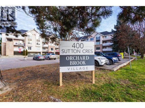 110-400 Sutton Cres, Kelowna, BC, V1V1Y3 | Card Image