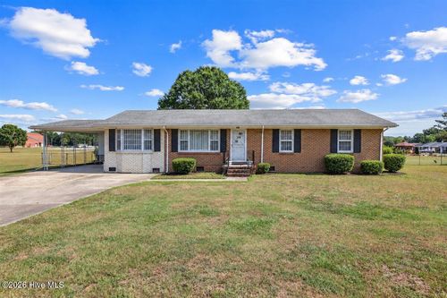 1719 Lipscomb Rd E, Wilson, NC, 27893-5533 | Card Image