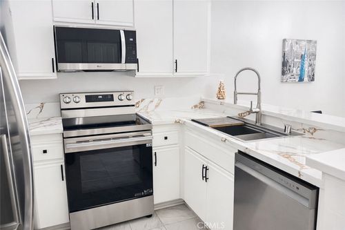 unit-a-2456 Pleasant Way, Thousand Oaks, CA, 91362-3266 | Card Image