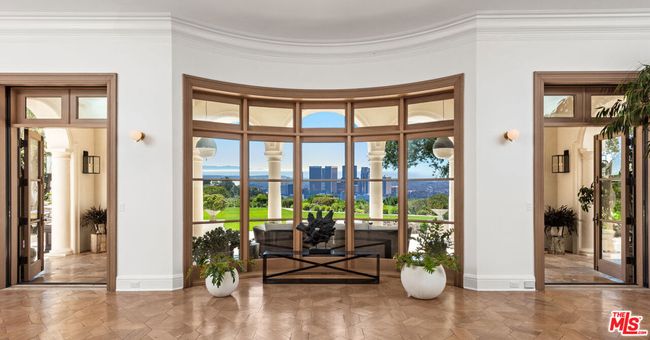 9904 Kip Dr, House other with 10 bedrooms, 22 bathrooms and null parking in Beverly Hills CA | Image 7