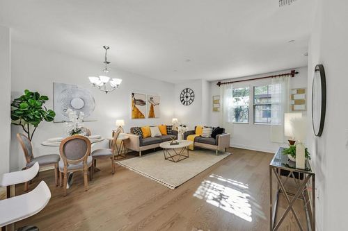 589 Staley Ave, Hayward, CA, 94541-6291 | Card Image