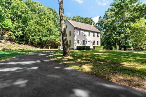 8 Osprey Dr, Berkley, MA, 02779-2336 | Card Image