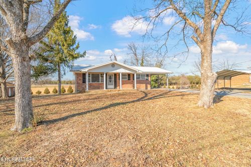 215 Fowler St, Vonore, TN, 37885-2303 | Card Image