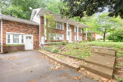 414 Bonnawood Dr, Hermitage, TN, 37076-1018 | Card Image