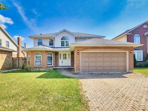 20 Chessington St, Saint Catharines, ON, L2S3R4 | Card Image