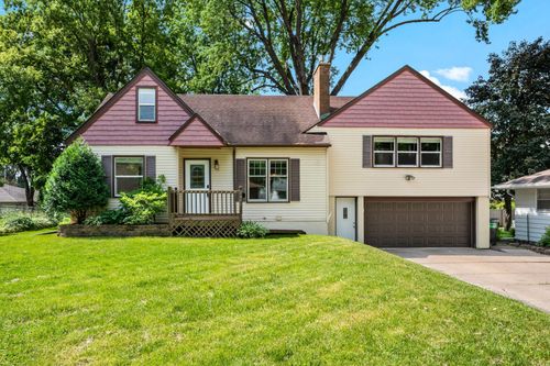 2800 32nd Ave Ne, Saint Anthony, MN, 55418-2459 | Card Image