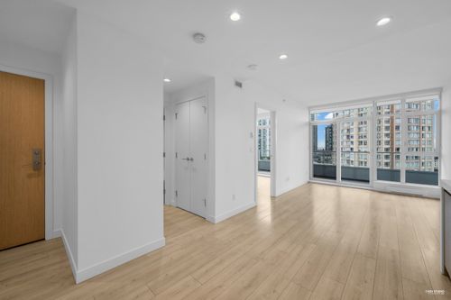 1310-6080 Mckay Ave, Burnaby, BC, V5H0J4 | Card Image