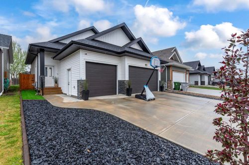 5504 14 St, Lloydminster, AB, T9V3T5 | Card Image