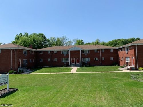 20-3 Swartswood Rd, Newton, NJ, 07860-1115 | Card Image